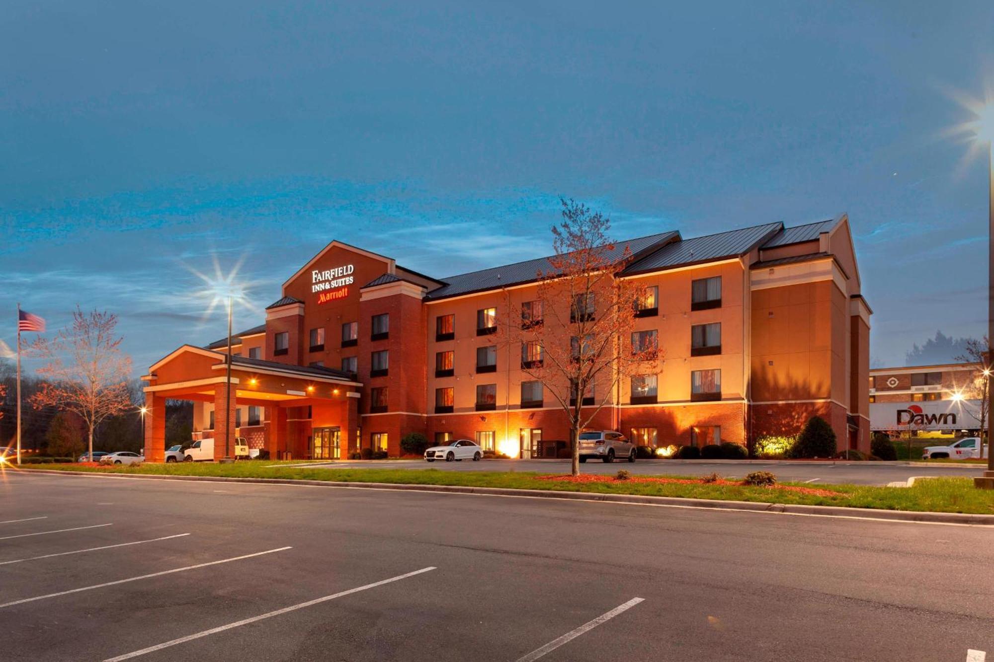 Fairfield Inn & Suites By Marriott Matthews Шарлотт Экстерьер фото